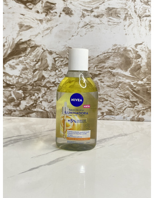 Agua Micelar Iluminadora de Nivea
