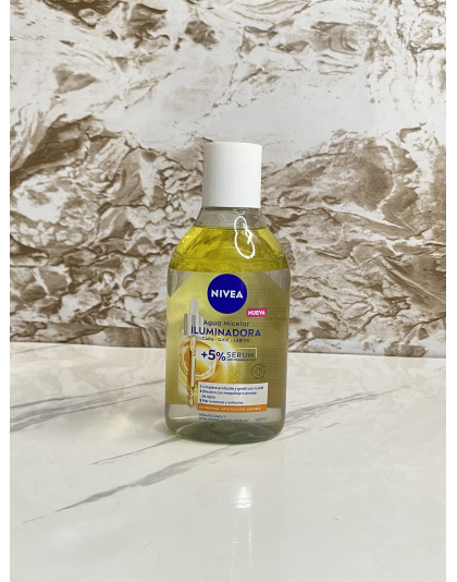Agua Micelar Iluminadora de Nivea
