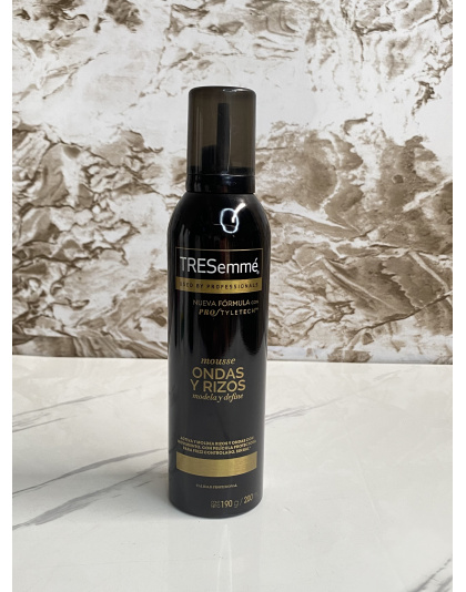 Mousse Ondas y Rizos TRESemmé