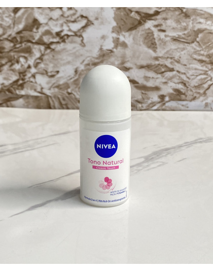 Desodorante en Rollon Natural Classic Touch Nivea