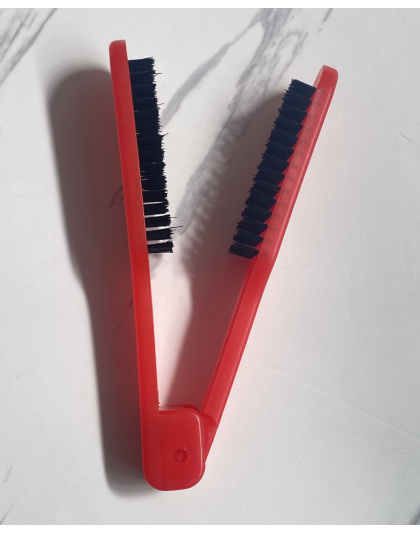 Cepillo Alisador Color Rojo