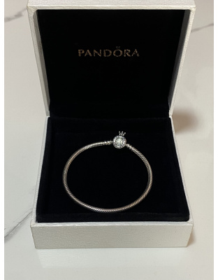 Pulsera pandora moments corona O Talla 17