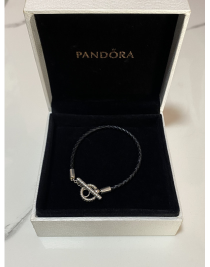 Pulsera de cuero trenzado con cierre en forma de T Pandora Talla 15