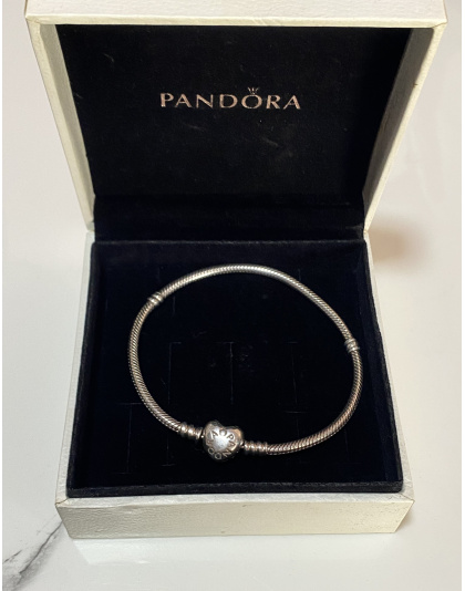Pulsera Pandora broche de corazón Talla 17