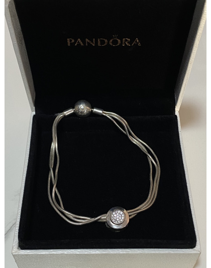 Charm redondo con perla