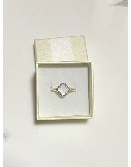 Anillo van cleef color blanco Talla 8 Plata925