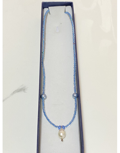 Gargantilla celeste con dije de perla blanca Artesanal