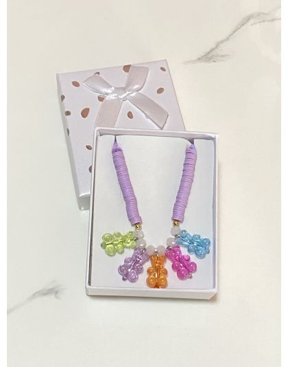 Collar fimo color lila con dije de ositos de colores Artesanal