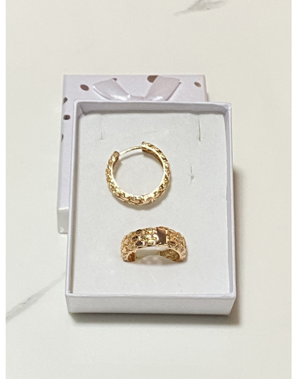 Argollas con diseño de hojas en medio Xuping